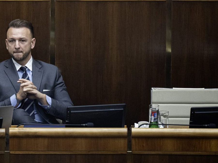 Minister vnútra Matúš Šutaj Eštok.