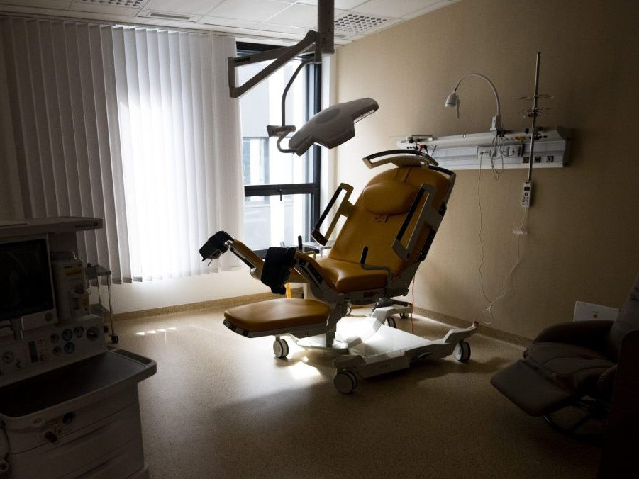 Na snímke pôrodná izba.