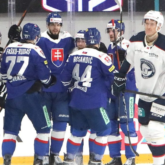 Gólová radosť slovenských hráčov.