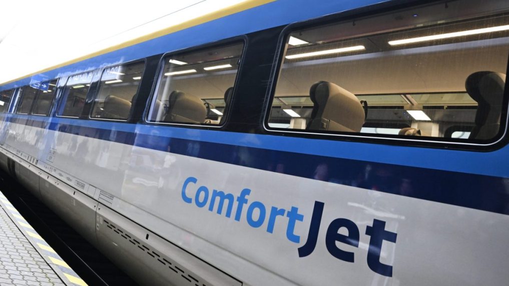 Na snímke nová moderná súprava ComfortJet.