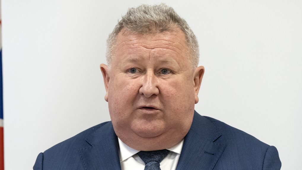 Predseda Úradu pre reguláciu sieťových odvetví Jozef Holjenčík.