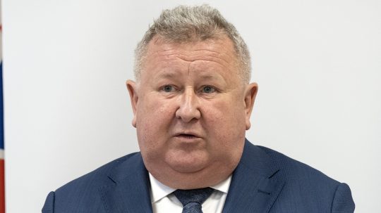 Predseda Úradu pre reguláciu sieťových odvetví Jozef Holjenčík.