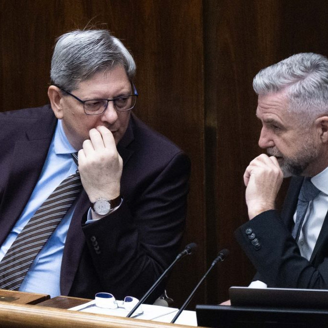 Minister spravodlivosti SR Boris Susko a podpredseda NR SR Tibor Gašpar.