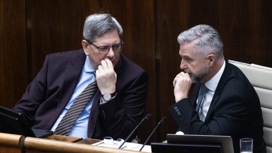 Minister spravodlivosti SR Boris Susko a podpredseda NR SR Tibor Gašpar.