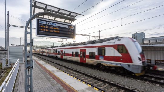 Železničná stanica vo Varíne.