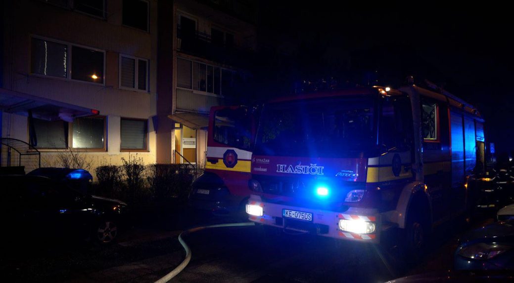 Na snÃƒÂ­mke hasiÃ„Âi v KoÃ…Â¡iciach.