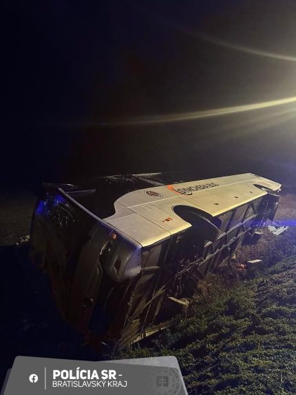 Nehoda dia&Atilde;&Acirc;&frac34;kov&Atilde;&Acirc;&copy;ho autobusu.