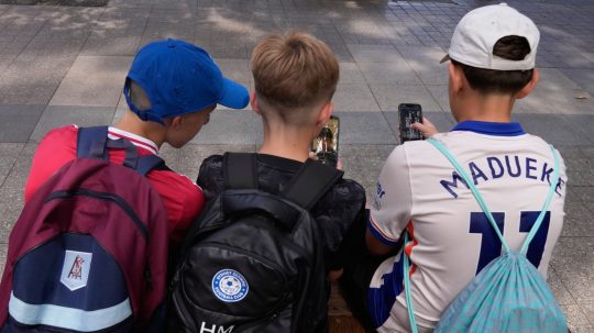 Psychologička považuje zákaz sociálnych sietí pre deti za adekvátny, rodičia by však mali urobiť aj ďalšie dôležité kroky