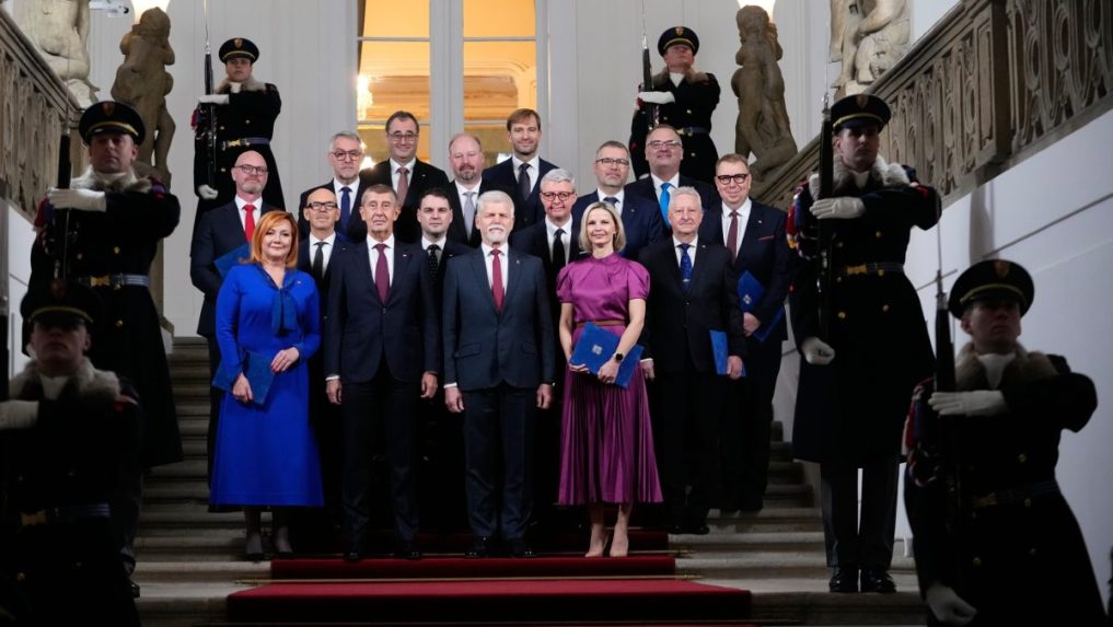 Vládu zloženú z hnutí ANO, SPD a strany Motoristi sebe na Pražskom hrade vymenoval český prezident Petr Pavel.