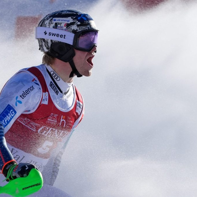 Nórsky lyžiar Timon Haugan.