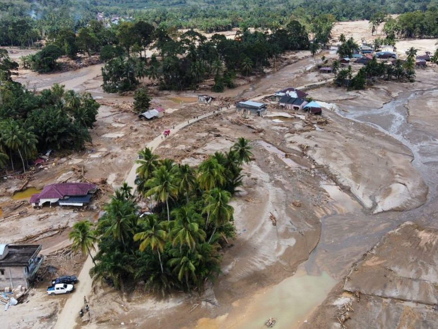 Záplavy na Severnej Sumatre.