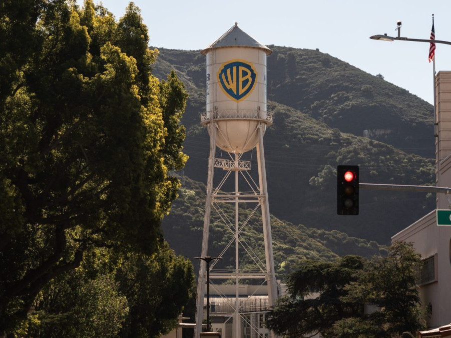 Veža The Warner Bros.