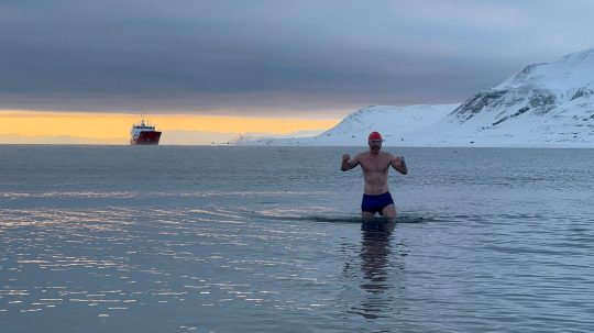 otužilec v Arktíde