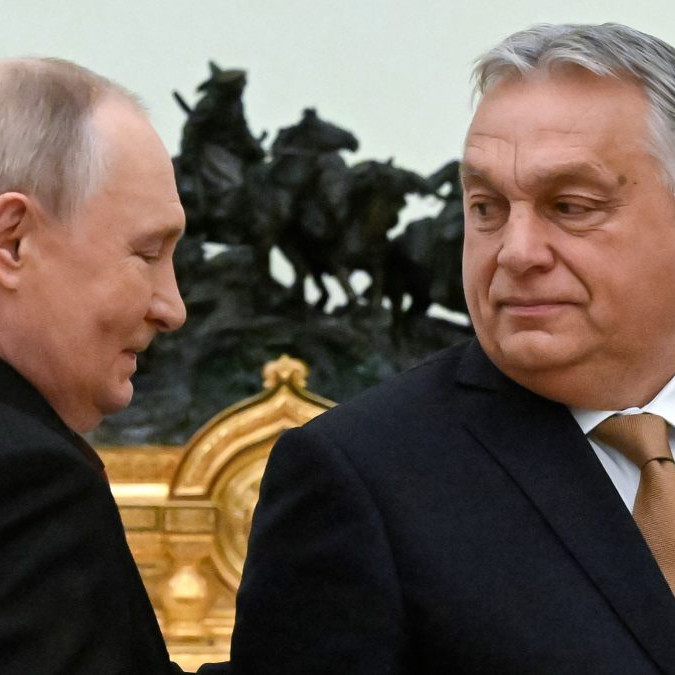 Viktor Orbán (vpravo) a Vladimir Putin počas ich novembrového stretnutia v Kremli.