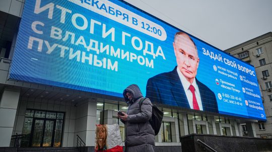 Kremeľ musí presúvať bremeno vojny na ruskú spoločnosť, a to v podobe zvyšovania daní.