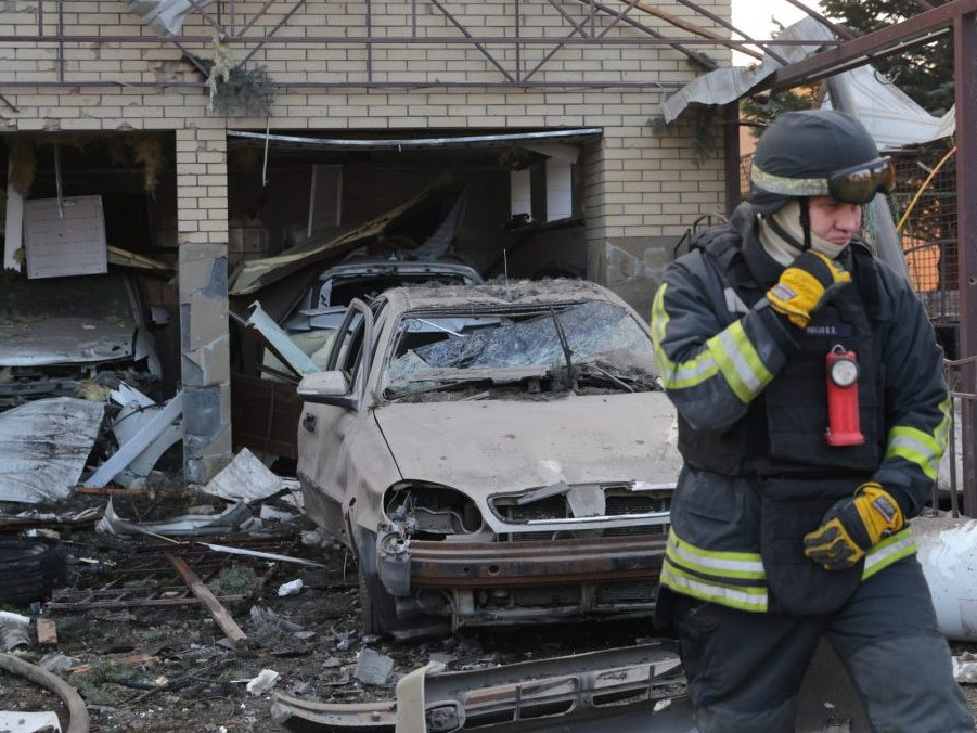 Najmenej osem obetí si vyžiadal ruský raketový útok na infraštruktúru v okolí prístavu Odesa.