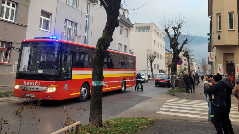 Mesto Žilina pre únik neznámej látky do ovzdušia vyhlásilo mimoriadnu situáciu.