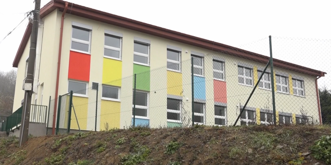 Budova škola v Šarišských Sokolovciach