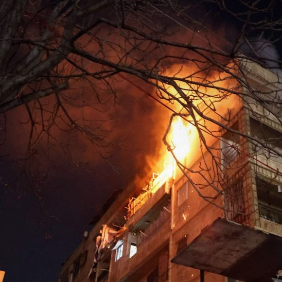 Požiar po explózii