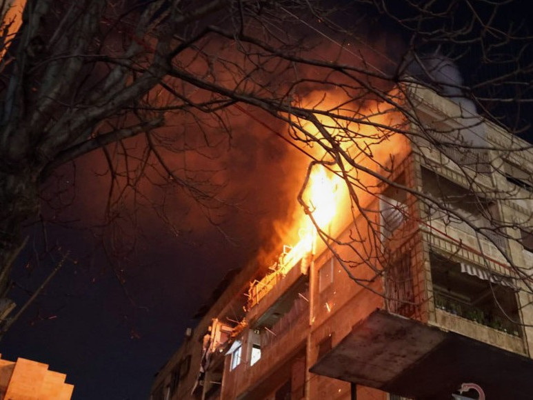 Požiar po explózii