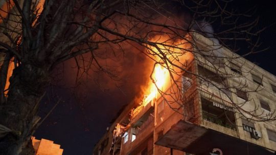 Požiar po explózii