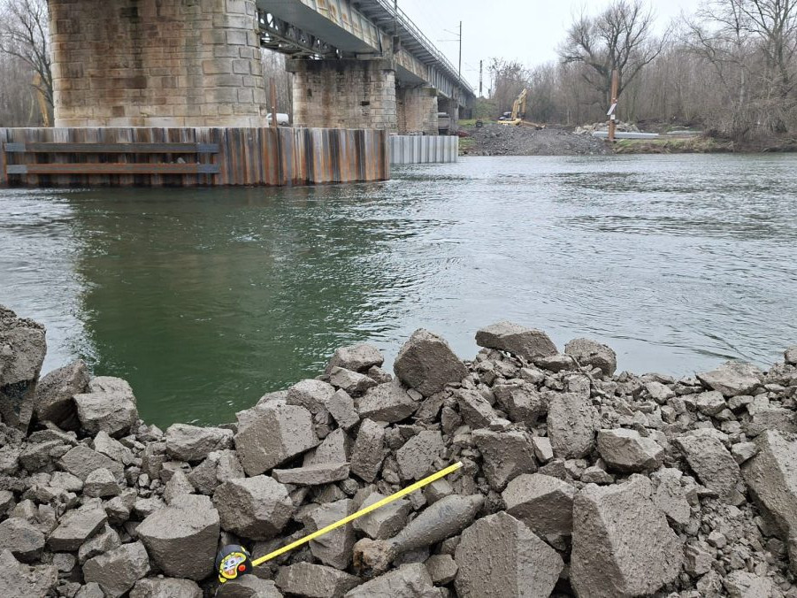 nevybuchnutá munícia