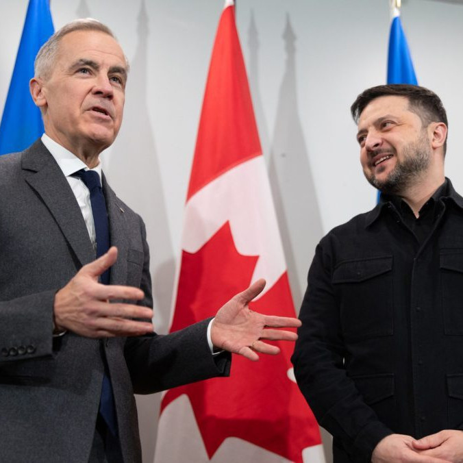 Kanadský premiér Mark Carney a ukrajinský prezident Volodymyr Zelenskyj.