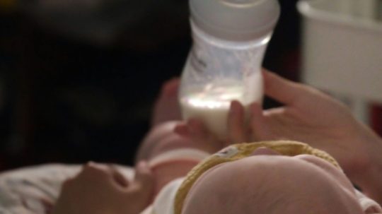 Ilustračná snímka batoľaťa.