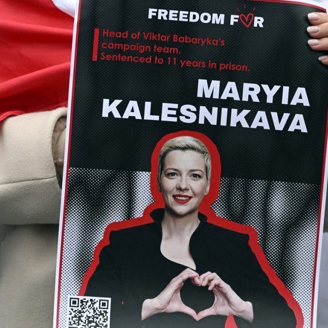 Na snímke fotografia Maryie Kalesnikavovej.