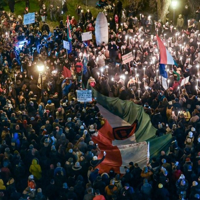 Na snímke protesty v Budapešti.
