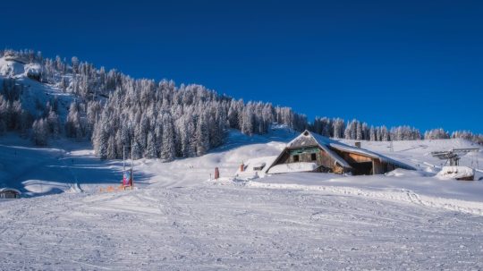 Lyžiarske stredisko Nassfeld na juhu Rakúska.