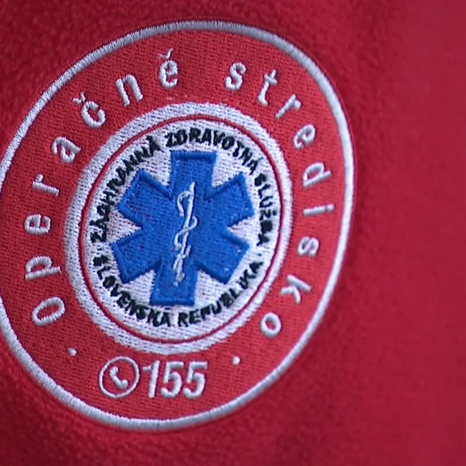Na ilustračnej snímke logo operačného strediska.