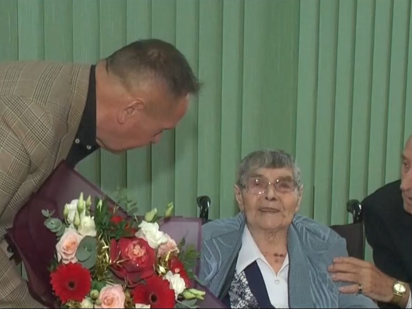 Na snímke pani Zuzana počas osláv stých narodenín.