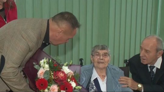 Na snímke pani Zuzana počas osláv stých narodenín.