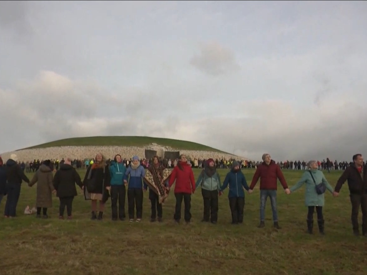Zimný slnovrat nastal v nedeľu (21. 12.) o šestnástej hodine a tretej minúte.
