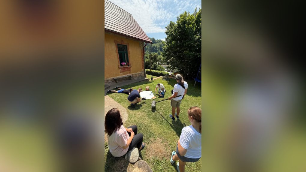 Na sn&Atilde;&Acirc;&shy;mke Kristi&Atilde;&Acirc;&iexcl;nko s ko&Atilde;&Acirc;om a t&Atilde;&Acirc;&shy;mom R&Atilde;&Acirc;&iexcl;dio Slovensko Slovensku.