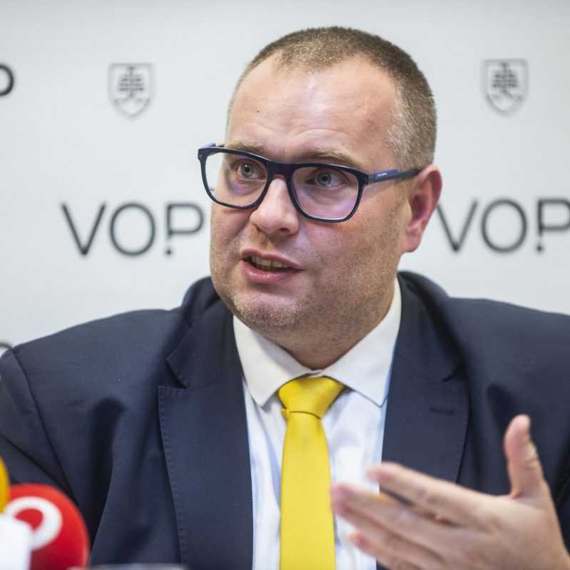 Verejný ochranca práv (VOP) Róbert Dobrovodský.