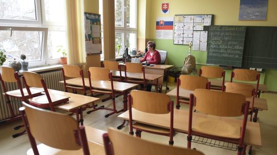Na ilustračnej snímke školská trieda.