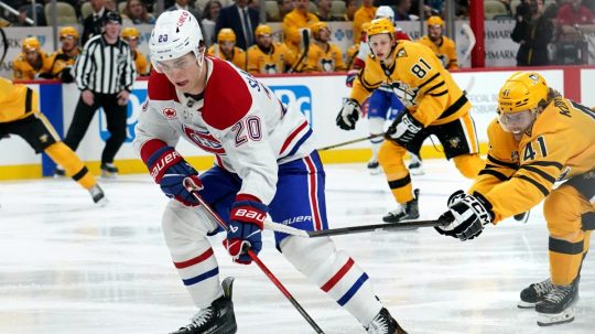 Na snímke Juraj Slafkovský počas zápasu.