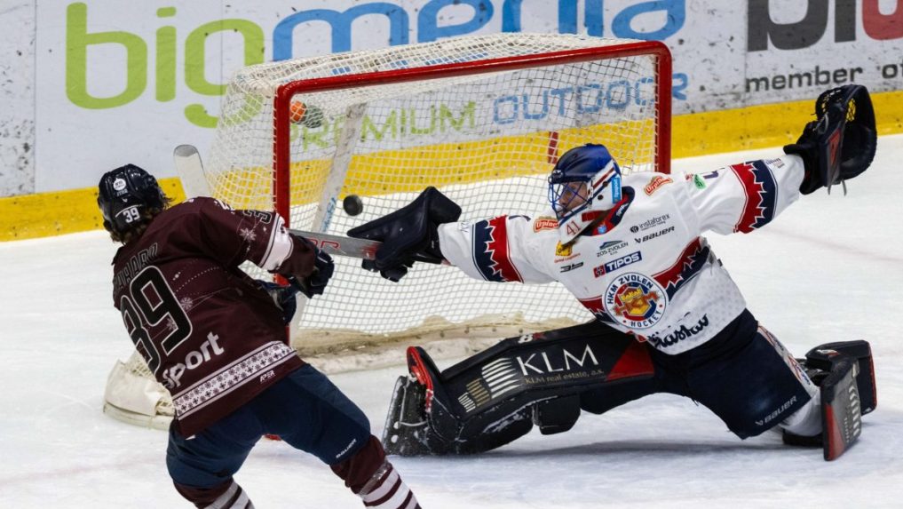 Liam Pecararo dáva gól