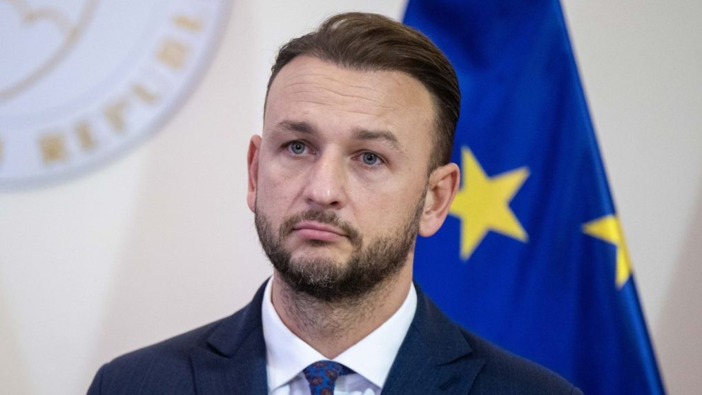 Na snímke Matúš Šutaj Eštok.