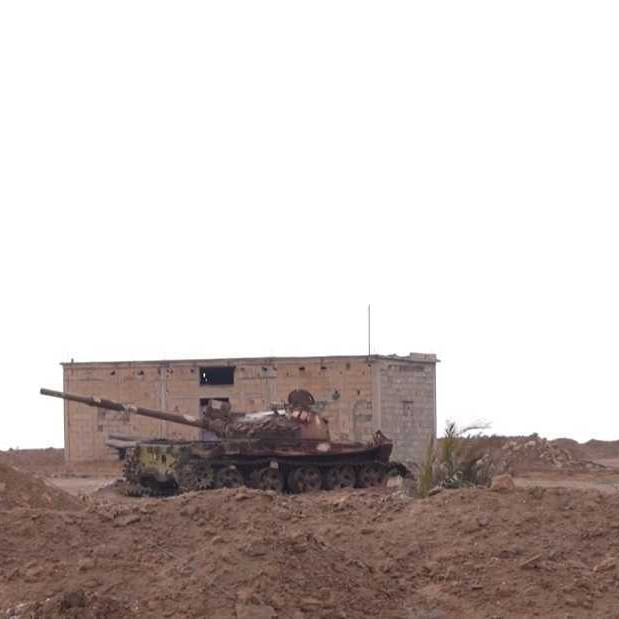 opustený tank v Sýrii