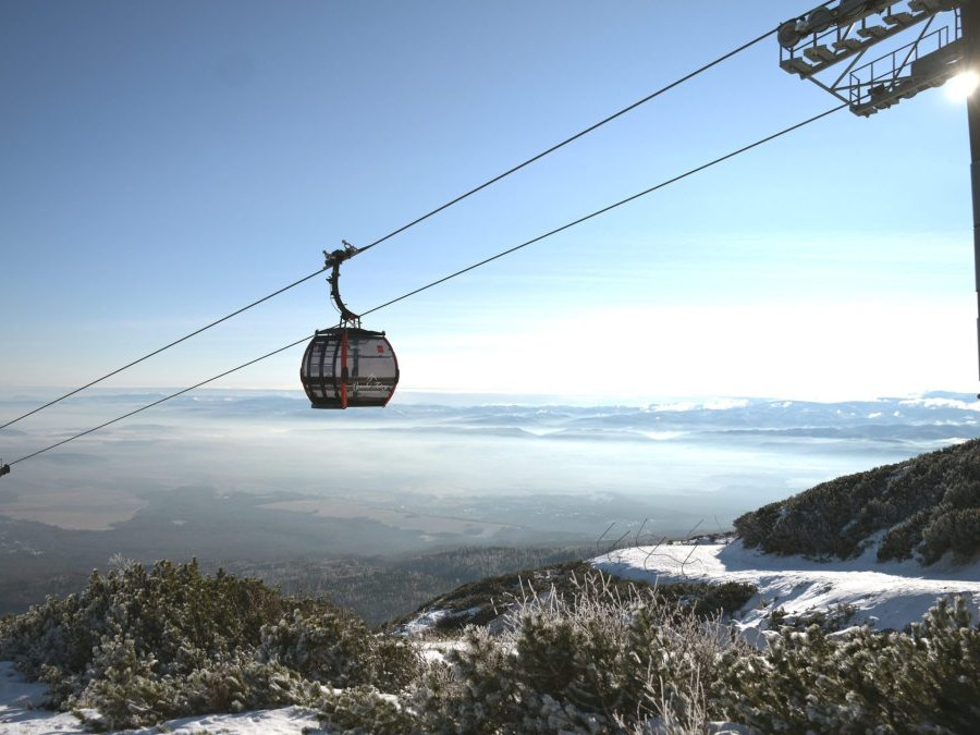 lanovka na Skalnatom plese