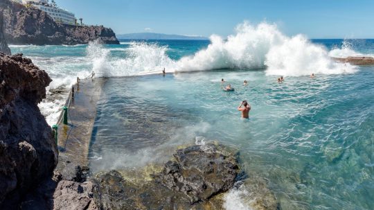 Prírodný bazén v Los Gigantes na Tenerife.
