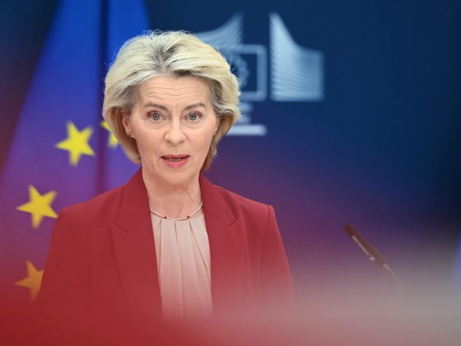 Na snímke Ursula von der Leyenová.