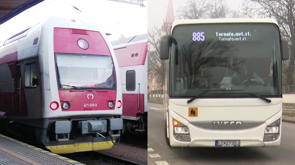 Na snímke autobus a vlak.