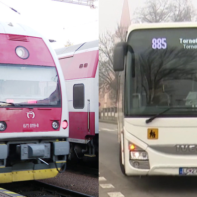 Na snímke autobus a vlak.
