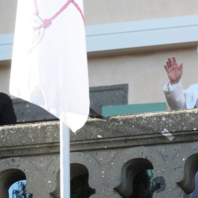 Na snímke Volodymyr Zelenskyj a pápež Lev XIV.