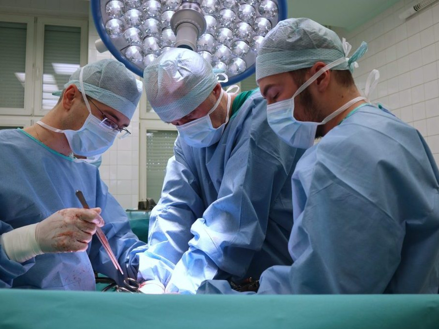 Ilustračná snímka z operačnej sály.