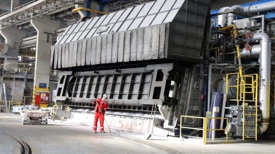 Odstavená pec v spoločnosti Slovalco v Žiari nad Hronom.